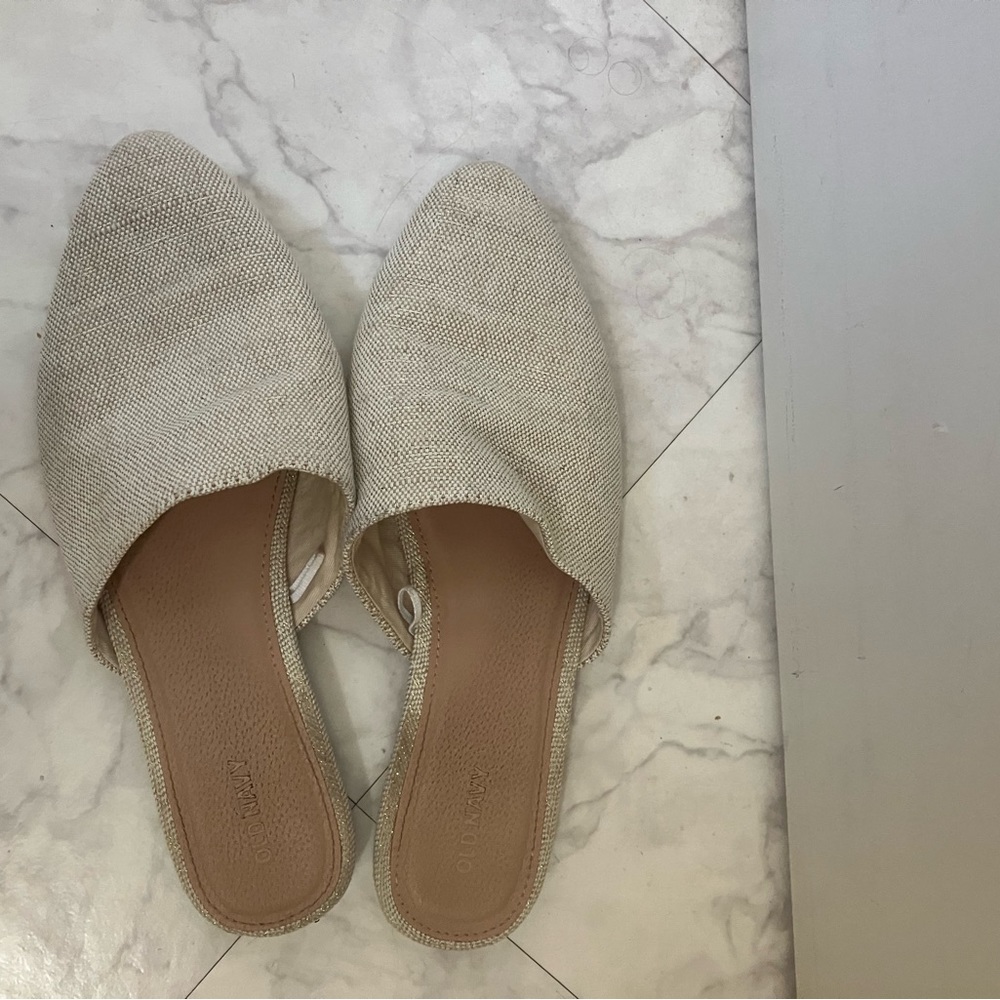 Old Navy linen mules